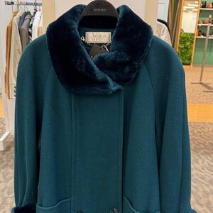 100% Wool Teal Jacket with Faux Fur Collar